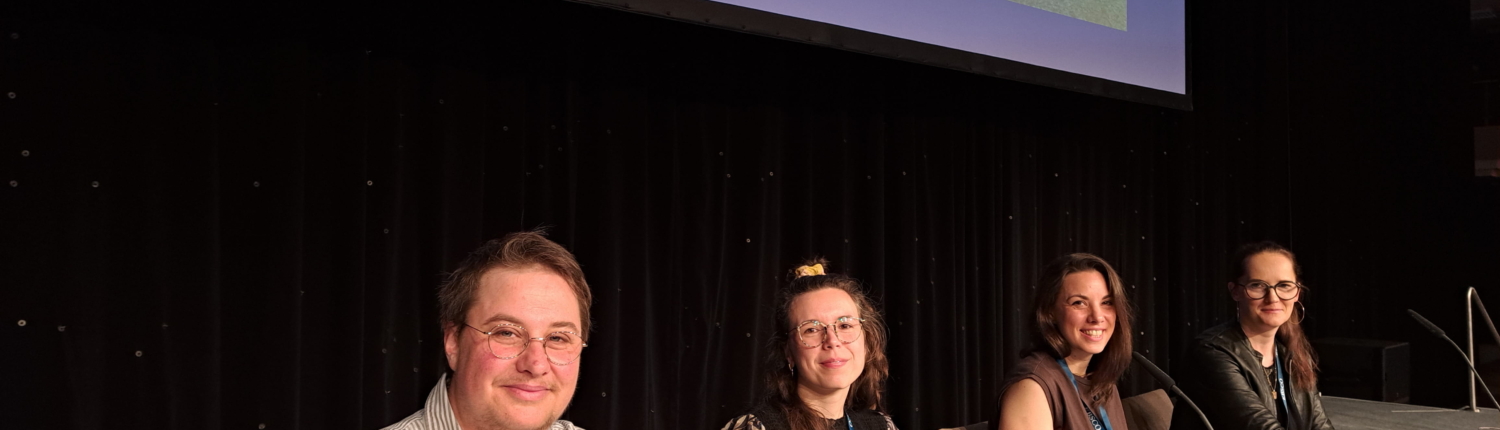 Das Podium war besetzt mit Lorenz Weinberg, Kim Farah Giuliani, Kristina Brüns und Madeleine Beil.